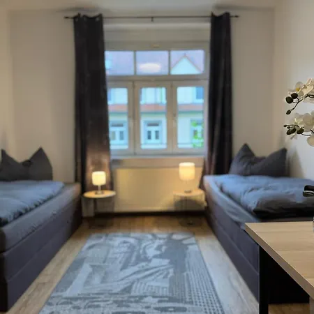 Kraempfervorstadt - 3 Schlafzimmer - 6 Betten - Wlan - Gratis Stellplatz - 2 Baeder Erfurt